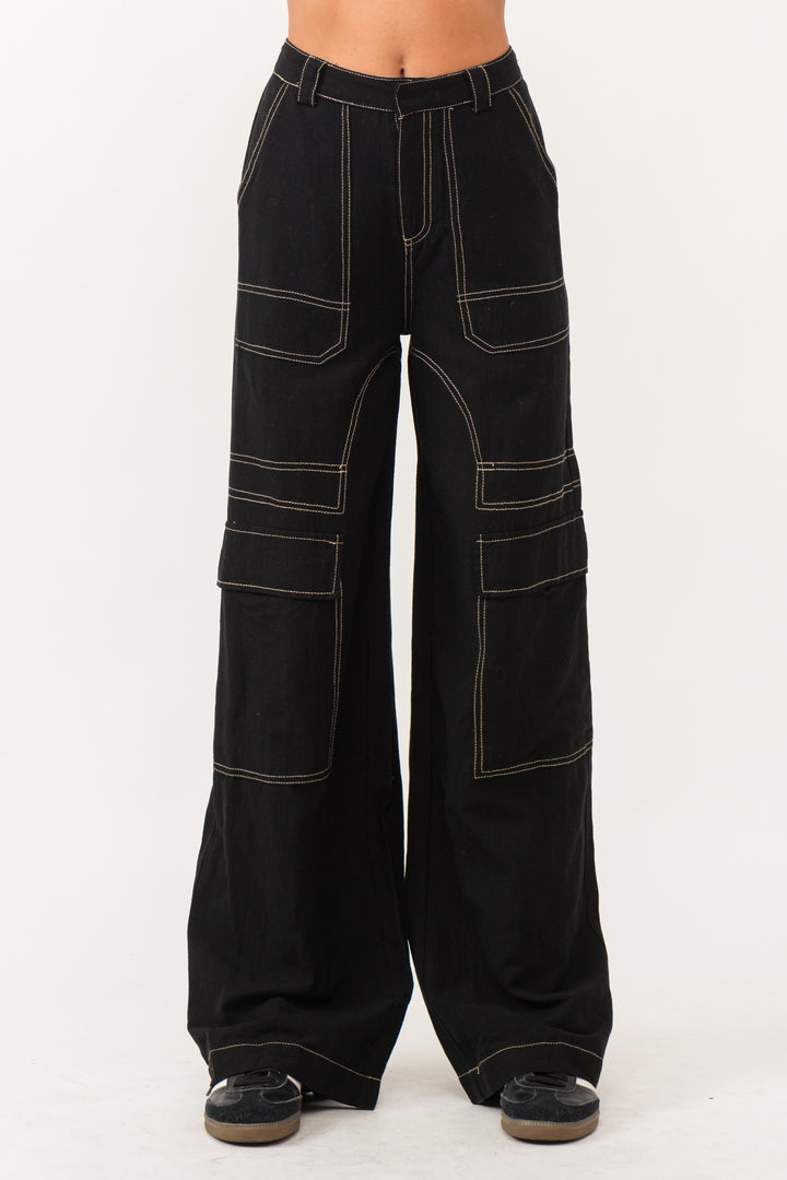 Carli High-Waist Contrast-Stitch Linen Cargo Pants - Black