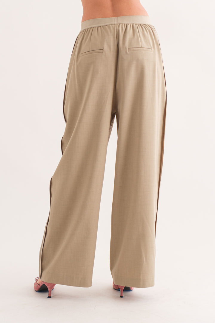 Billie Elastic-Waist Trousers - Light Khaki