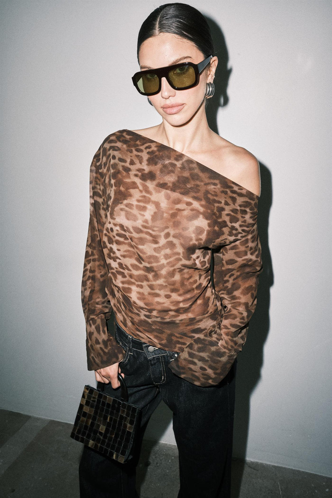 LC3031T_LEOPARD_5782790