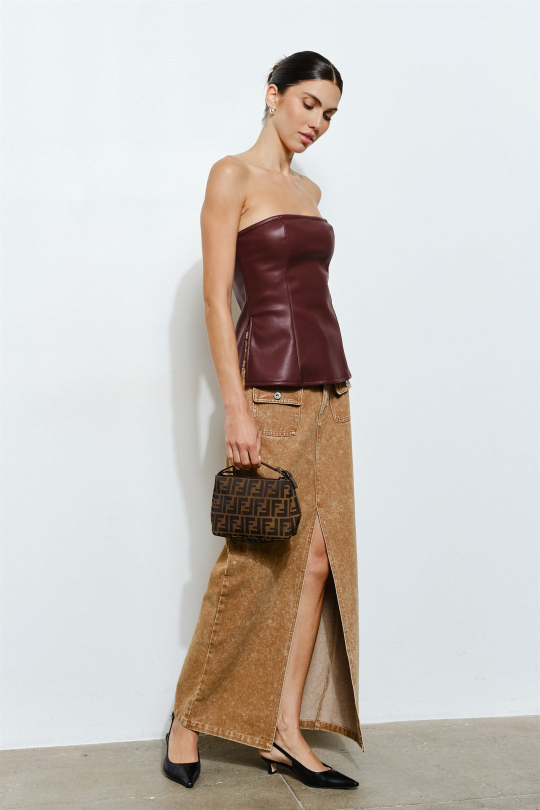 LC1592S_CAMEL_4739342