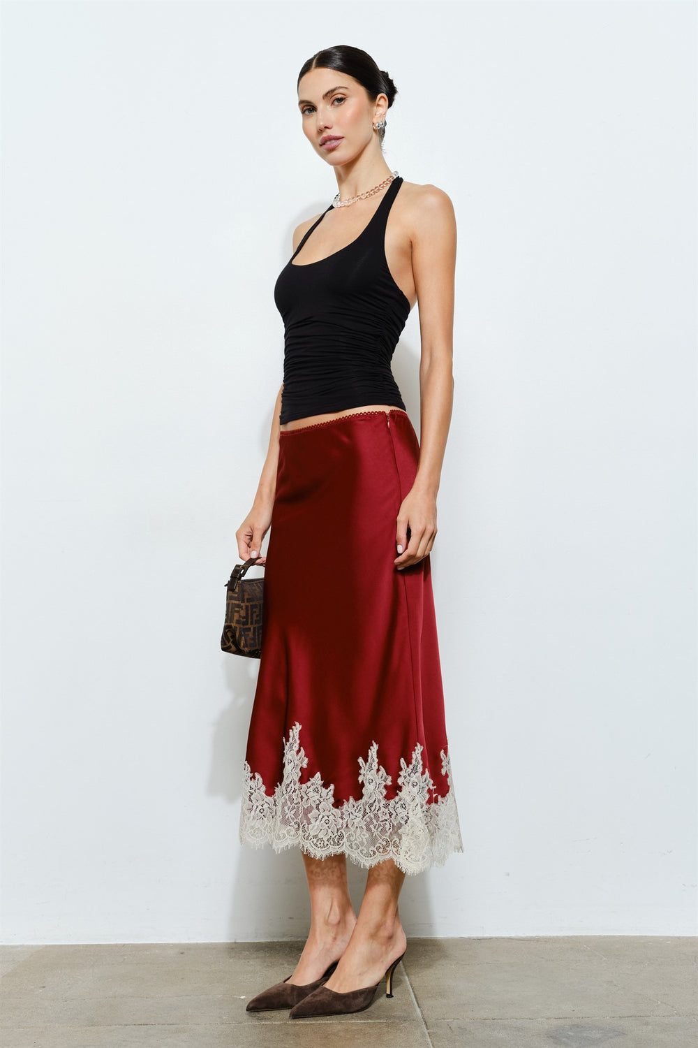 LC2481T_BLACK_4610332