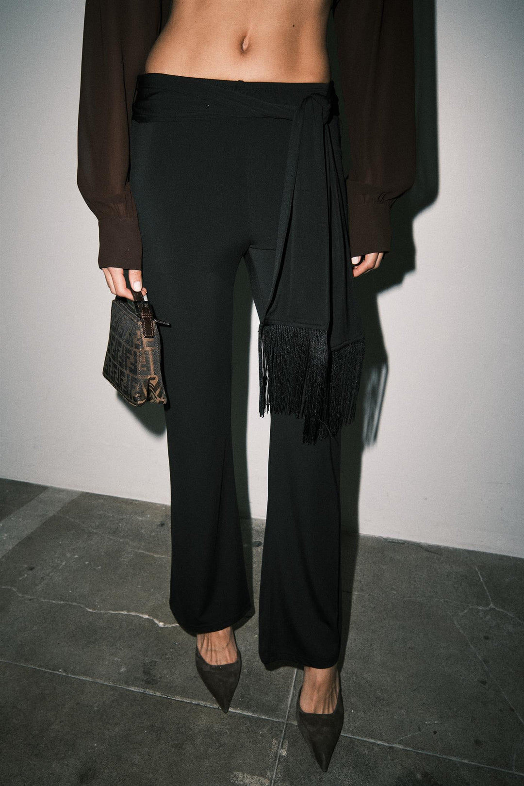 LD3212P_BLACK_5977951