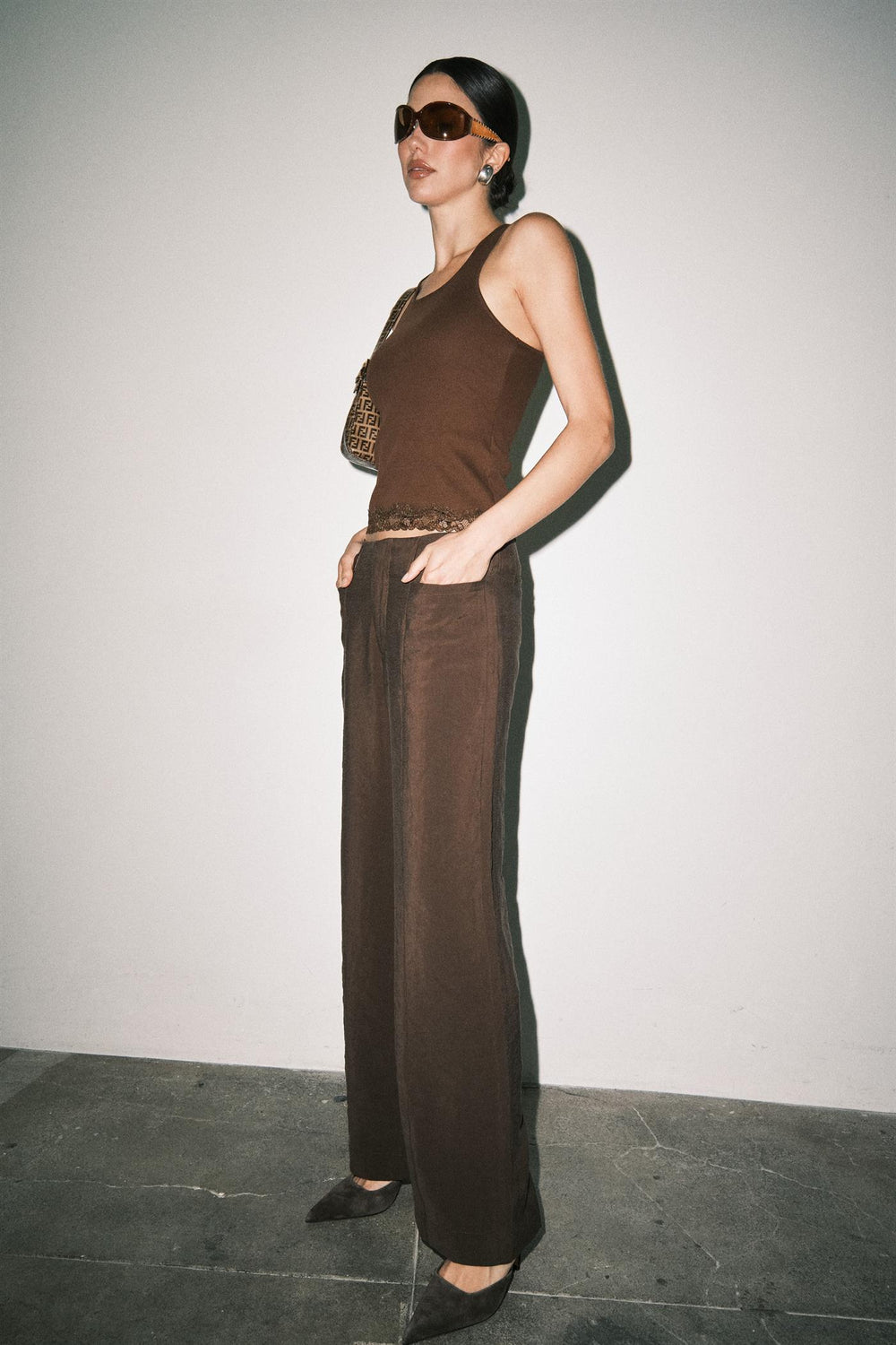 LC2937T_BROWN_5869491