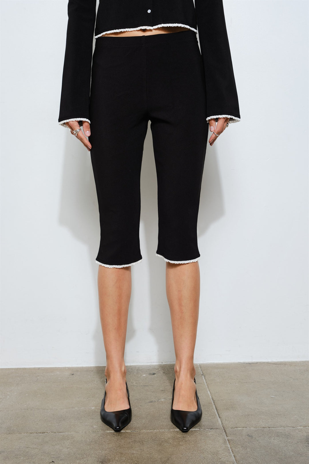 LC2723P_BLACK_4813833