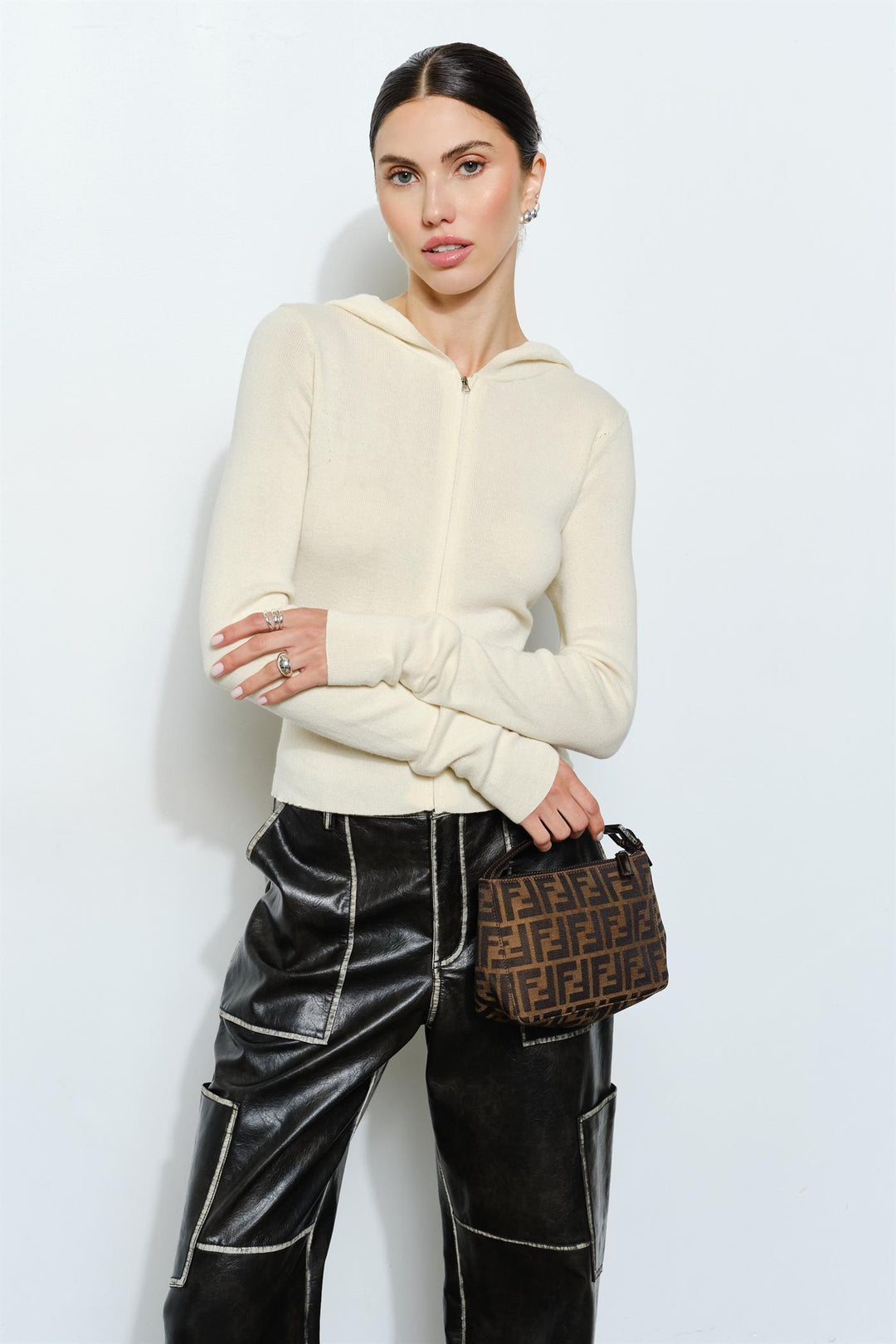 LC2716J_CREAM_4942258