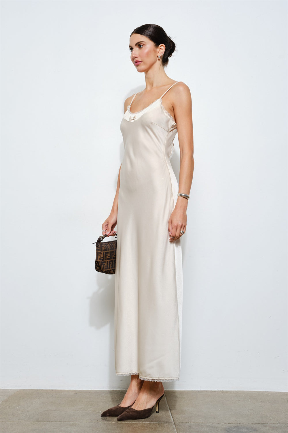 LC2267D_IVORY_4419271