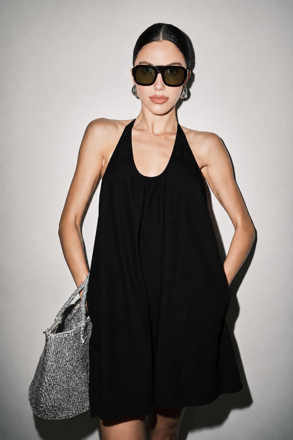 LC3085D_BLACK_5737775